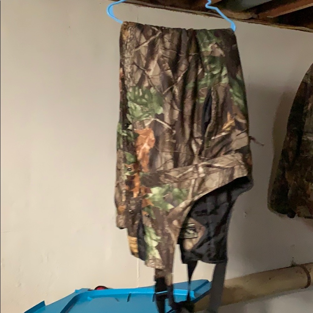 Field and stream hunting camouflage outfit